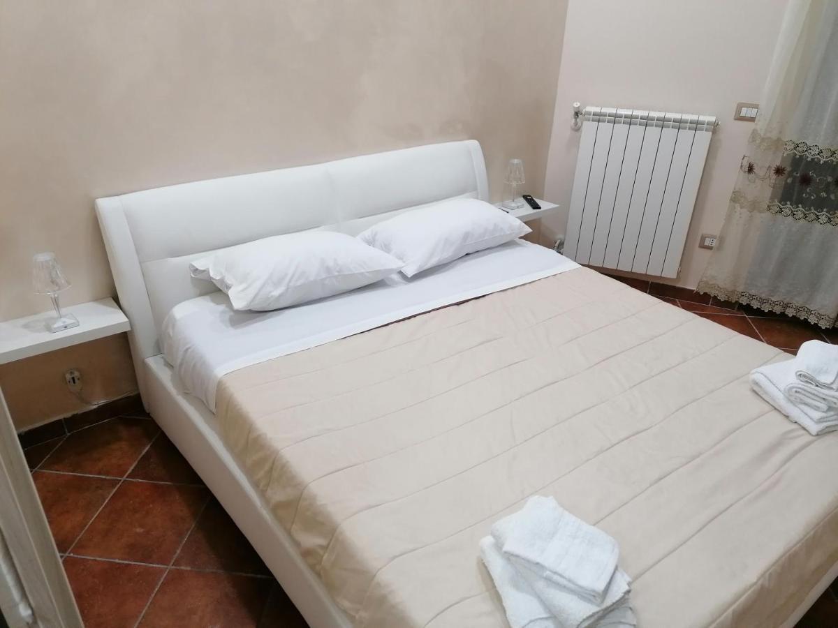 Casa Amelia Bed & Breakfast Наполи Екстериор снимка