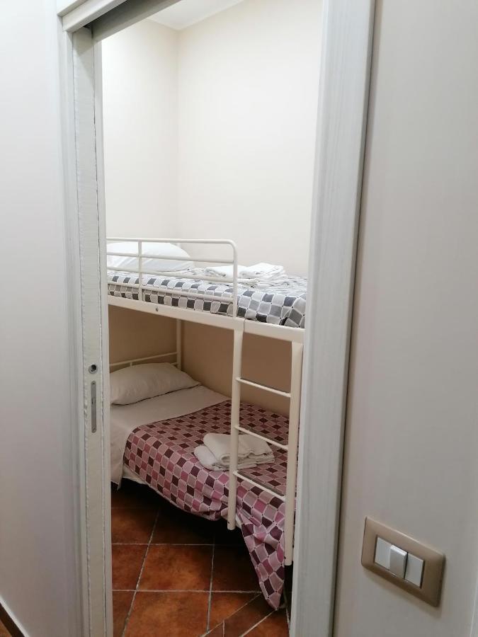 Casa Amelia Bed & Breakfast Наполи Екстериор снимка